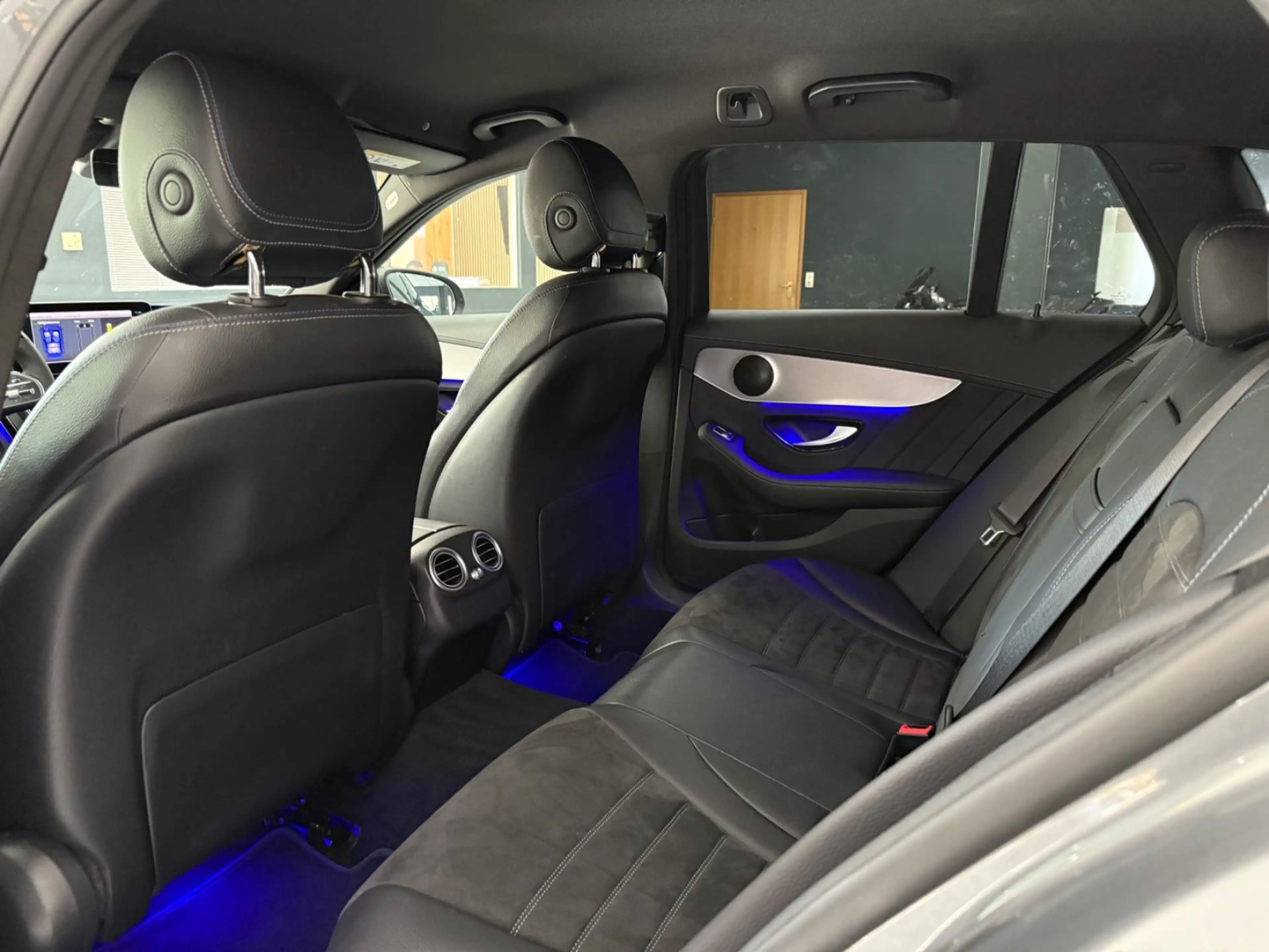 Mercedes-Benz C 300 de T Night Edition*AMG-LINE*360*MBEAM*CARPL — photo 8