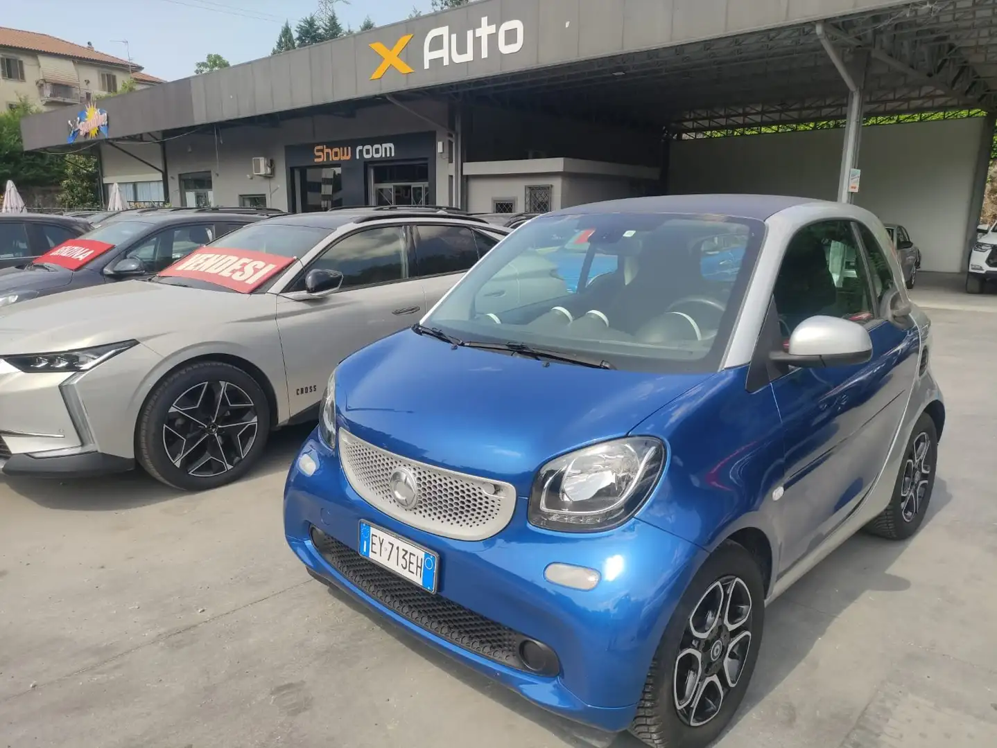 smart forTwo Fortwo 1.0 Youngster 71cv Blau - 1