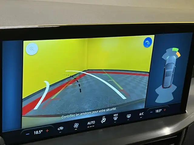 Ford Focus view 6