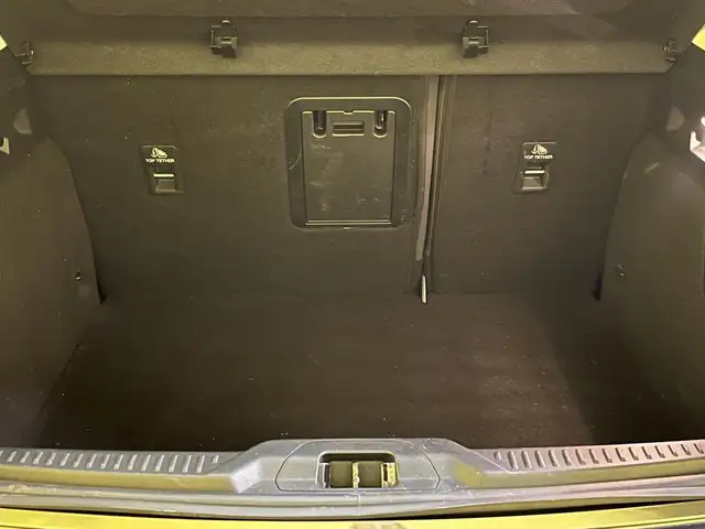 Ford Focus view 10