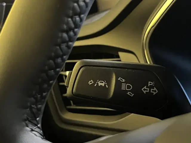 Ford Focus view 3