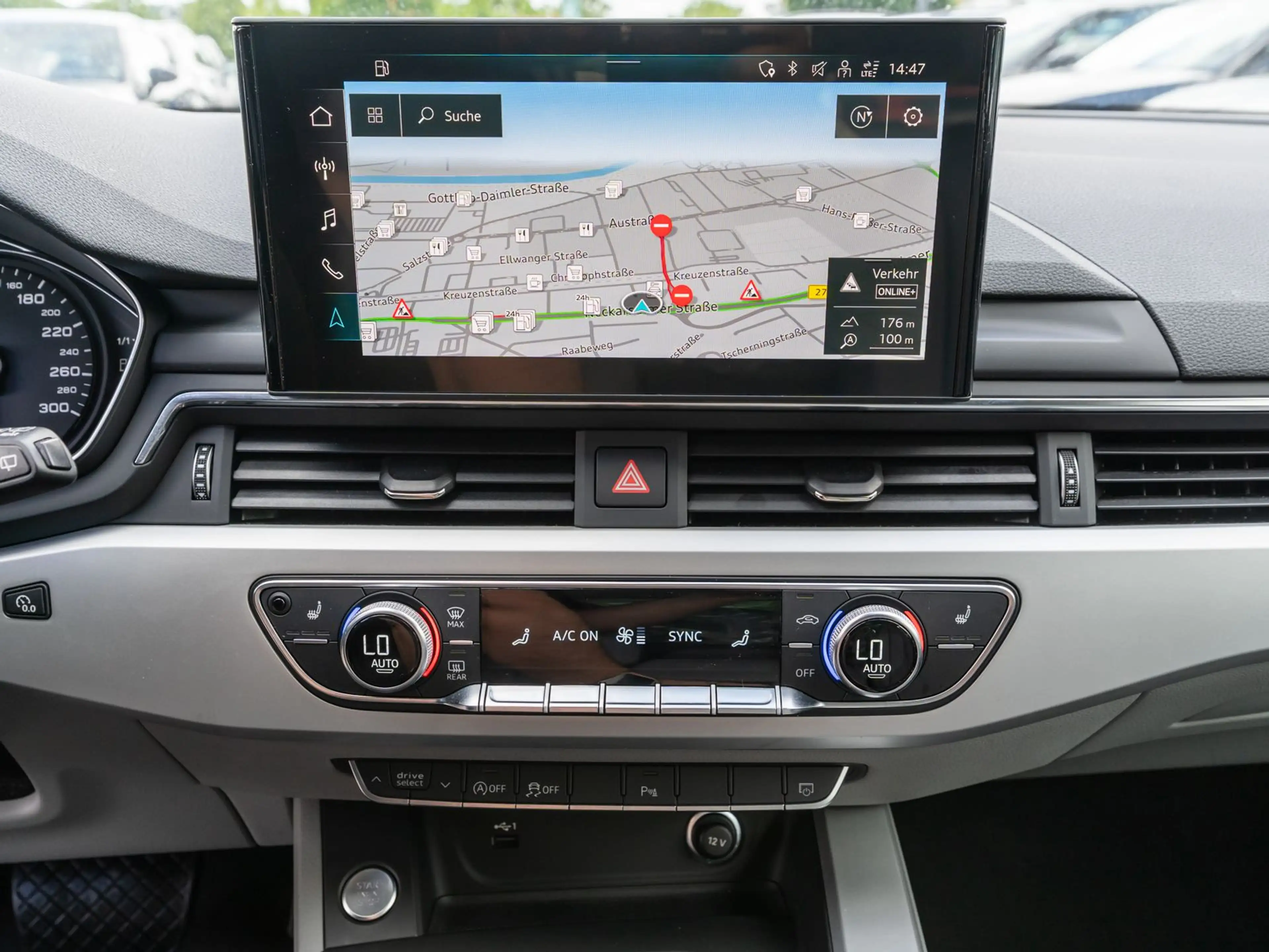 Audi A4 40TDI Stronic NAVI LED SHZ GRA PDC v/h — photo 13