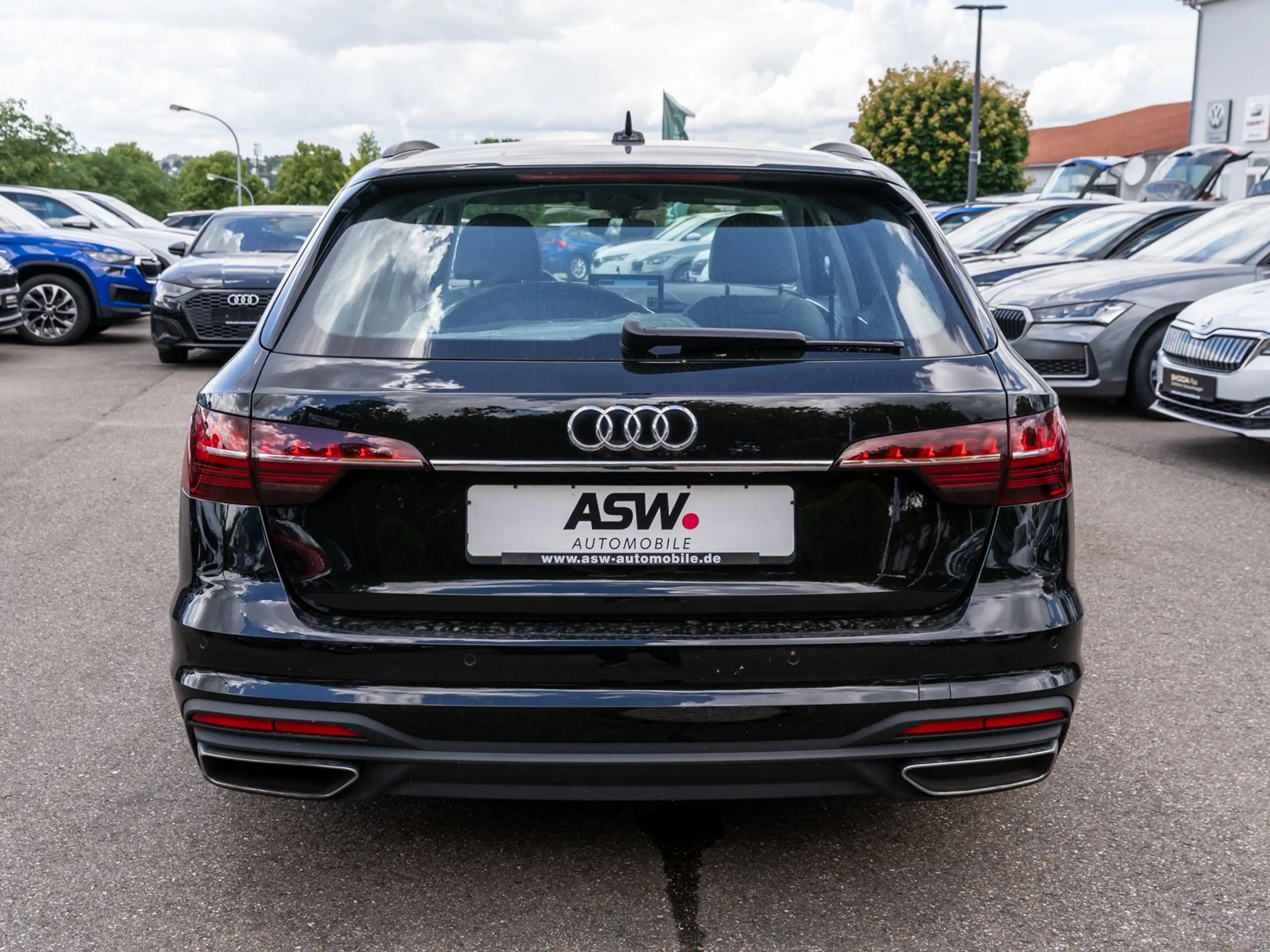 Audi A4 40TDI Stronic NAVI LED SHZ GRA PDC v/h — photo 9
