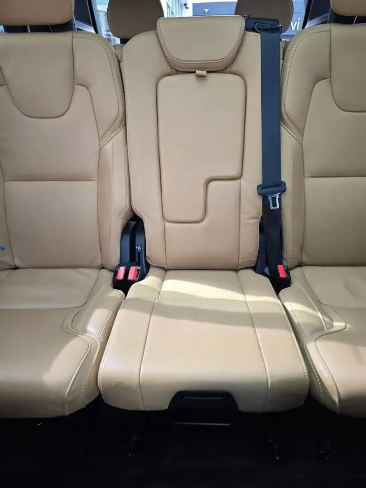 Volvo XC90 снимка Volvo XC90