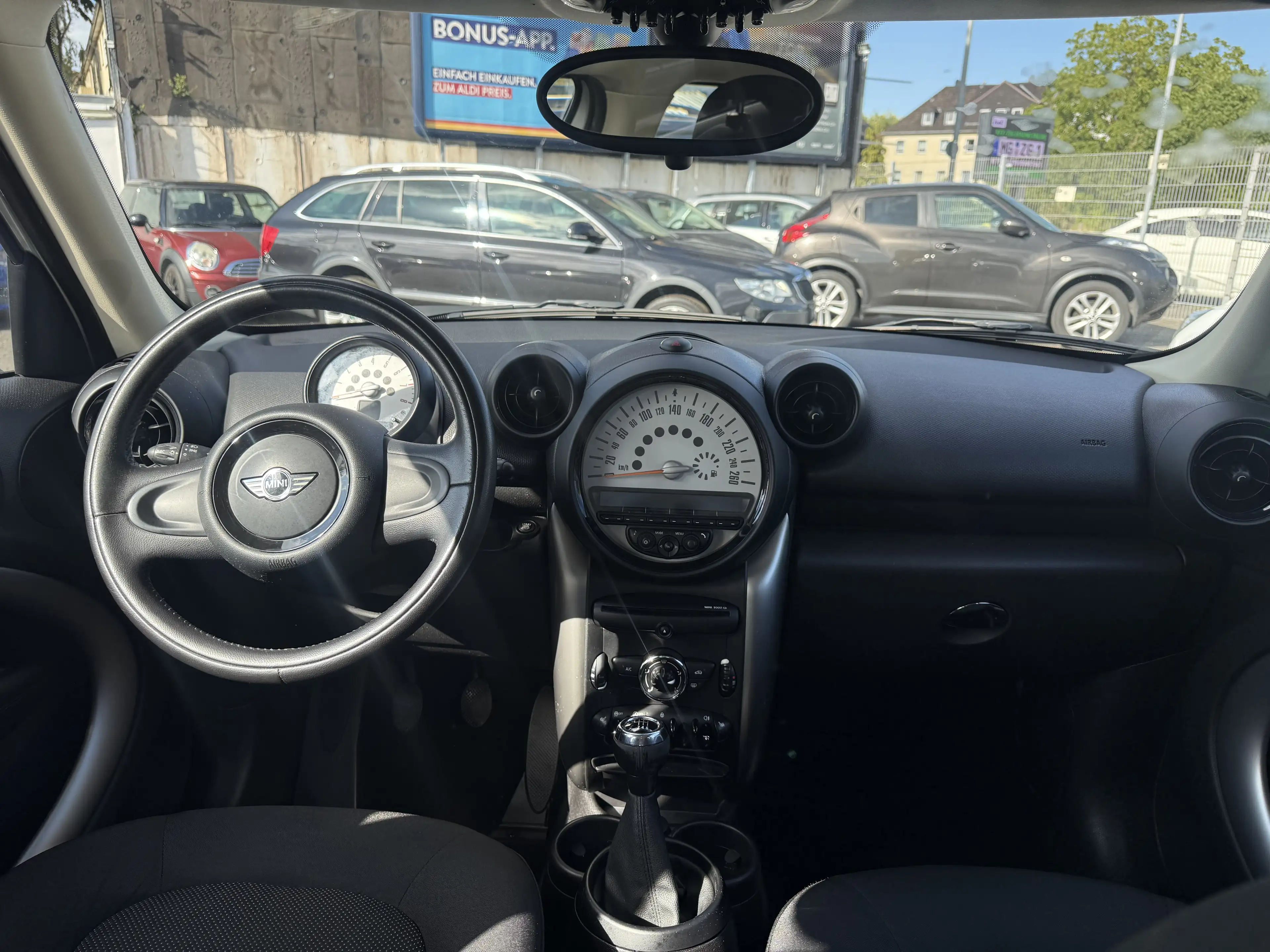 MINI One Countryman COUNTRYMAN Klima Sitzheizung Tüv Neu 08/27 — photo 7