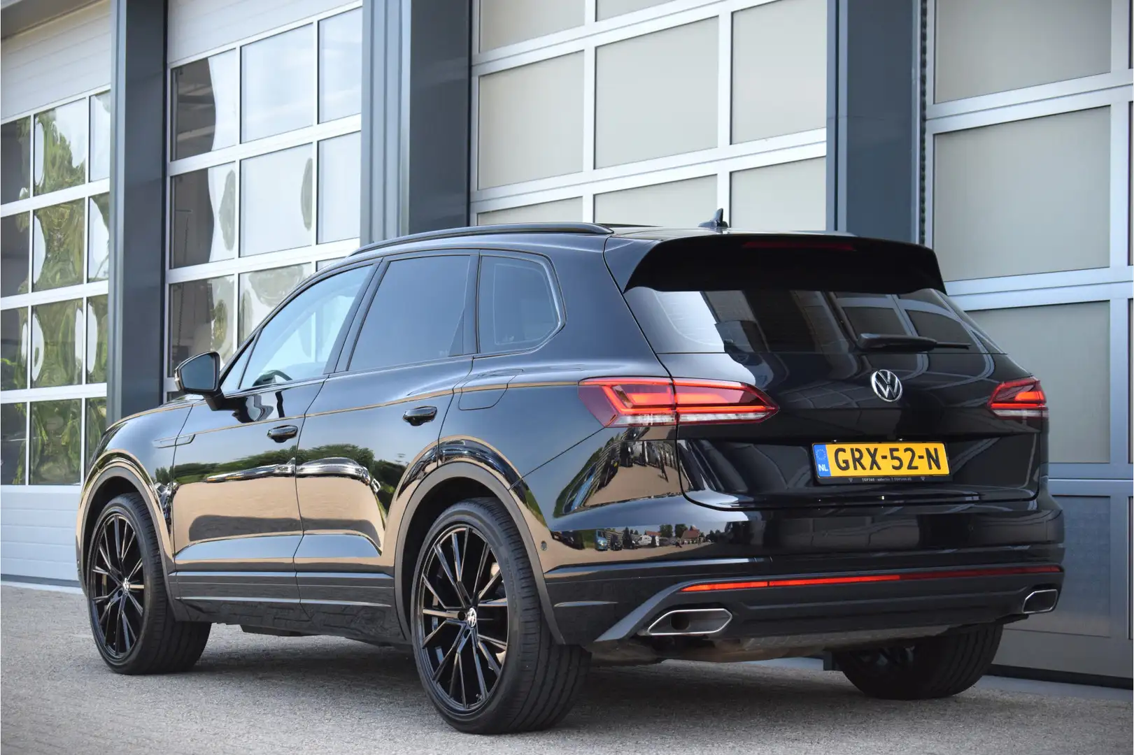 Volkswagen Touareg 3.0 TSi eHybrid 4MOTION Panodak | Head-Up Display Negro - 2
