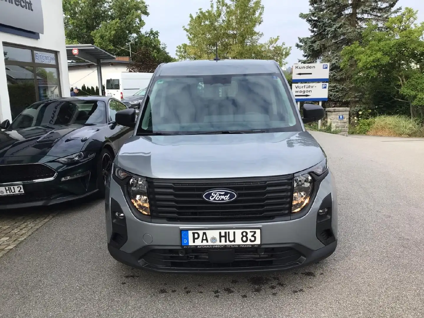 Ford Transit Courier Trend Silber - 2