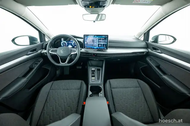 Volkswagen Golf view 5