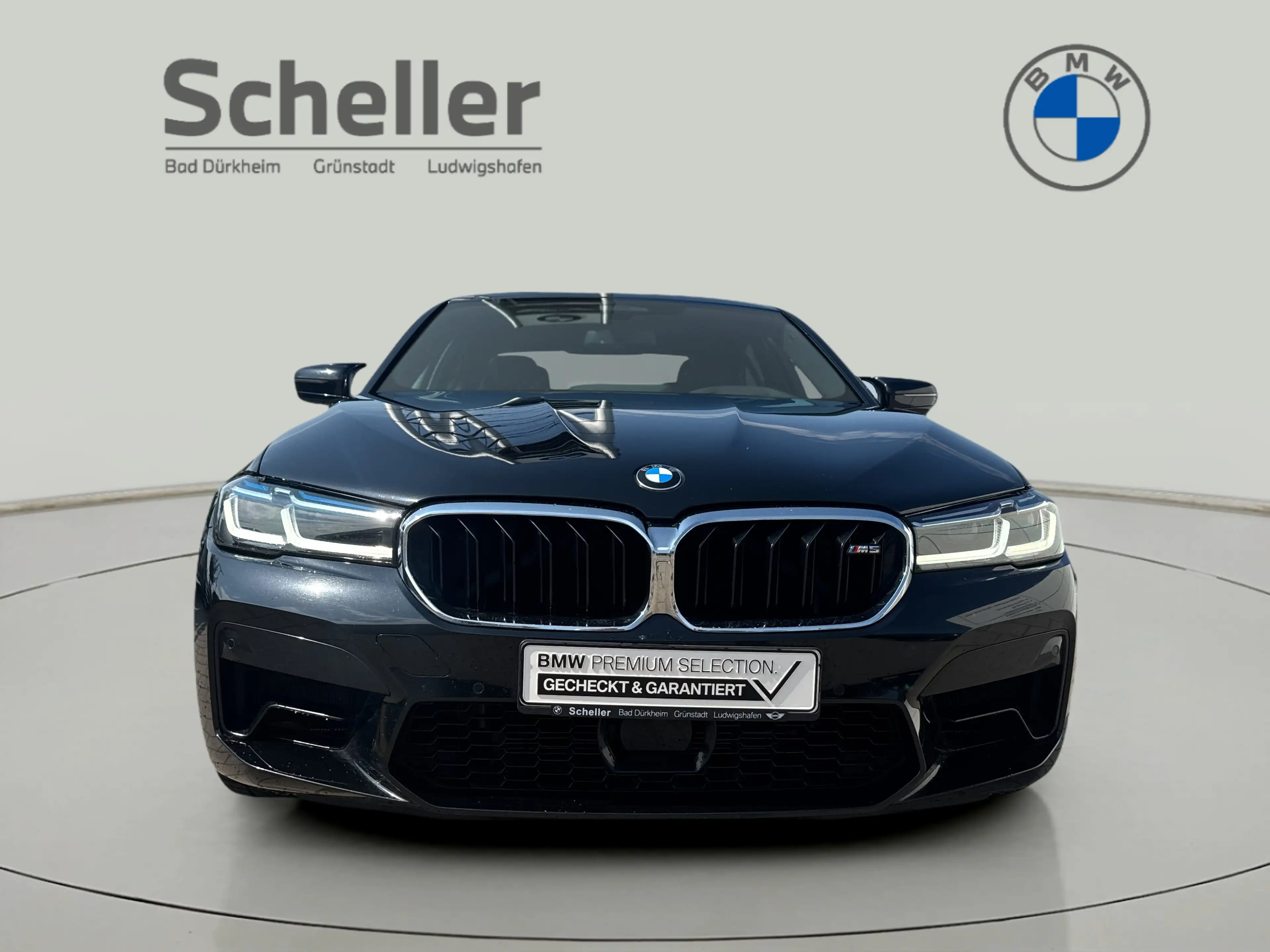 BMW M5 Limousine Gestiksteuerung B&W Surround DAB — photo 3