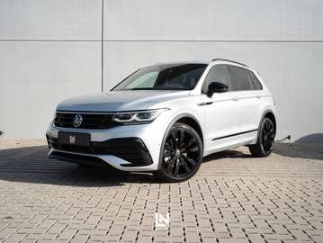 Tiguan 2.0 TSI 4Motion R-Line | +- FULL OPTION | Elektr. Trekhaak | Pano | Stuurverw. | Zetelverw. | Camera | Carplay ...