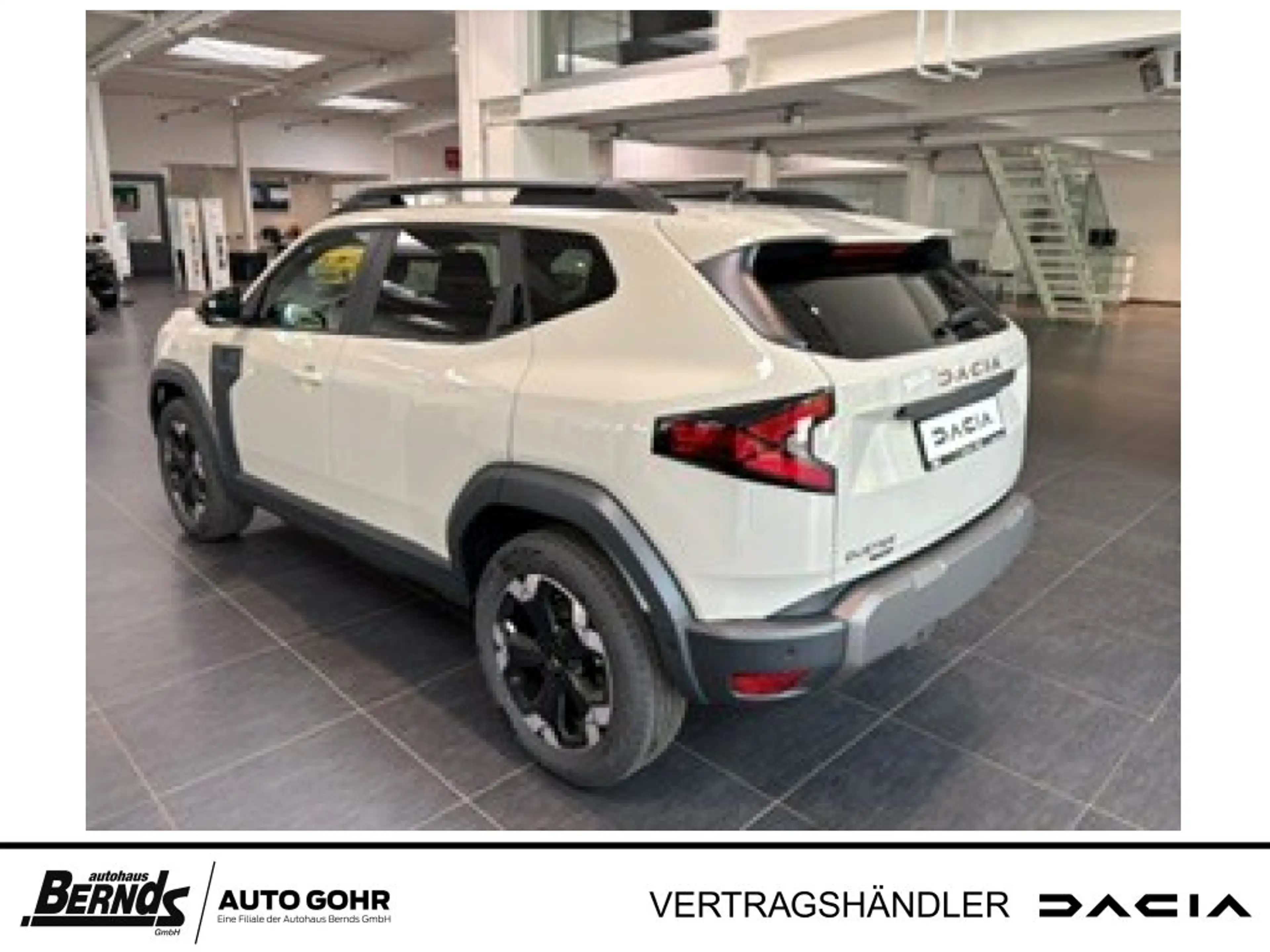 Dacia Duster Extreme Hybrid SHZ Navi Carplay Rückfahrkamera — photo 2