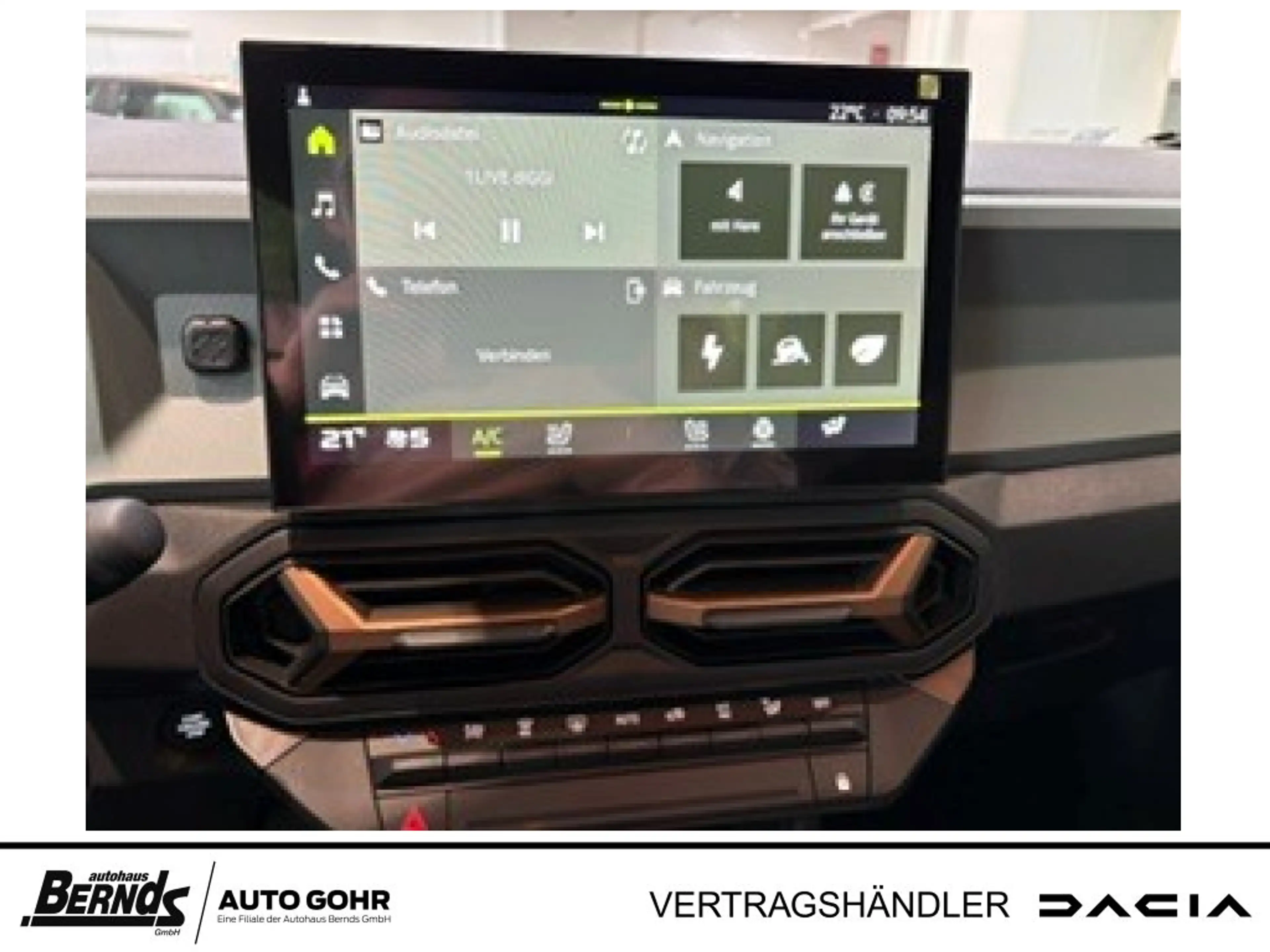 Dacia Duster Extreme Hybrid SHZ Navi Carplay Rückfahrkamera — photo 12