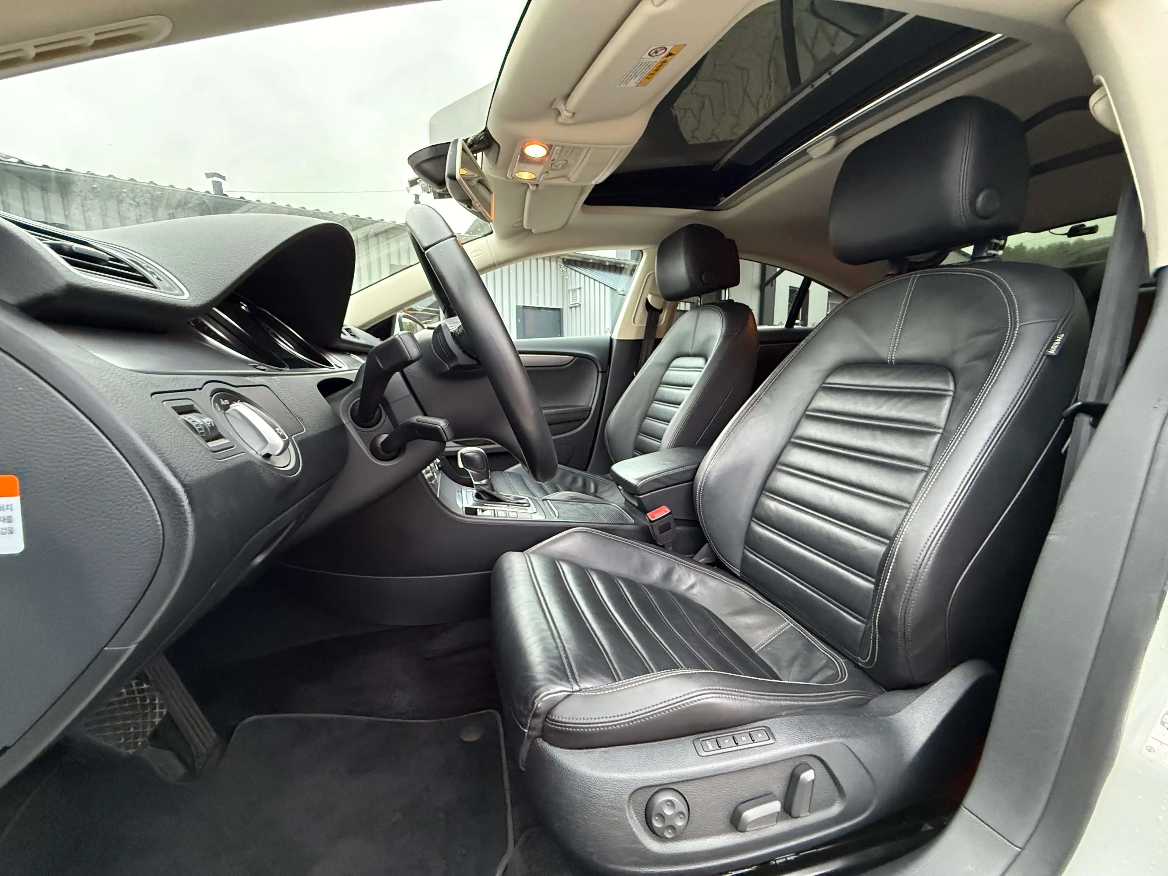 Volkswagen CC 2.0 TDI 184 PS DSG Pano LED — photo 21