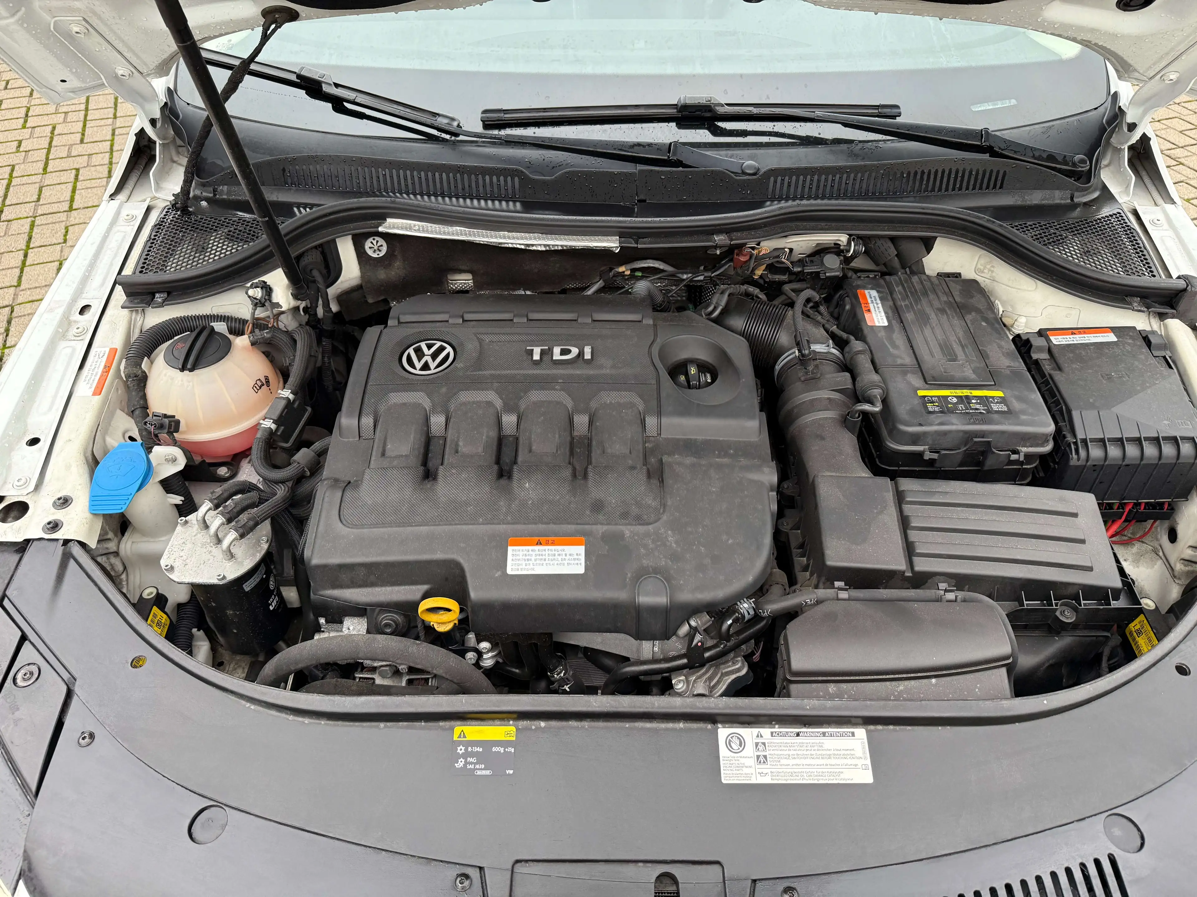 Volkswagen CC 2.0 TDI 184 PS DSG Pano LED — photo 29