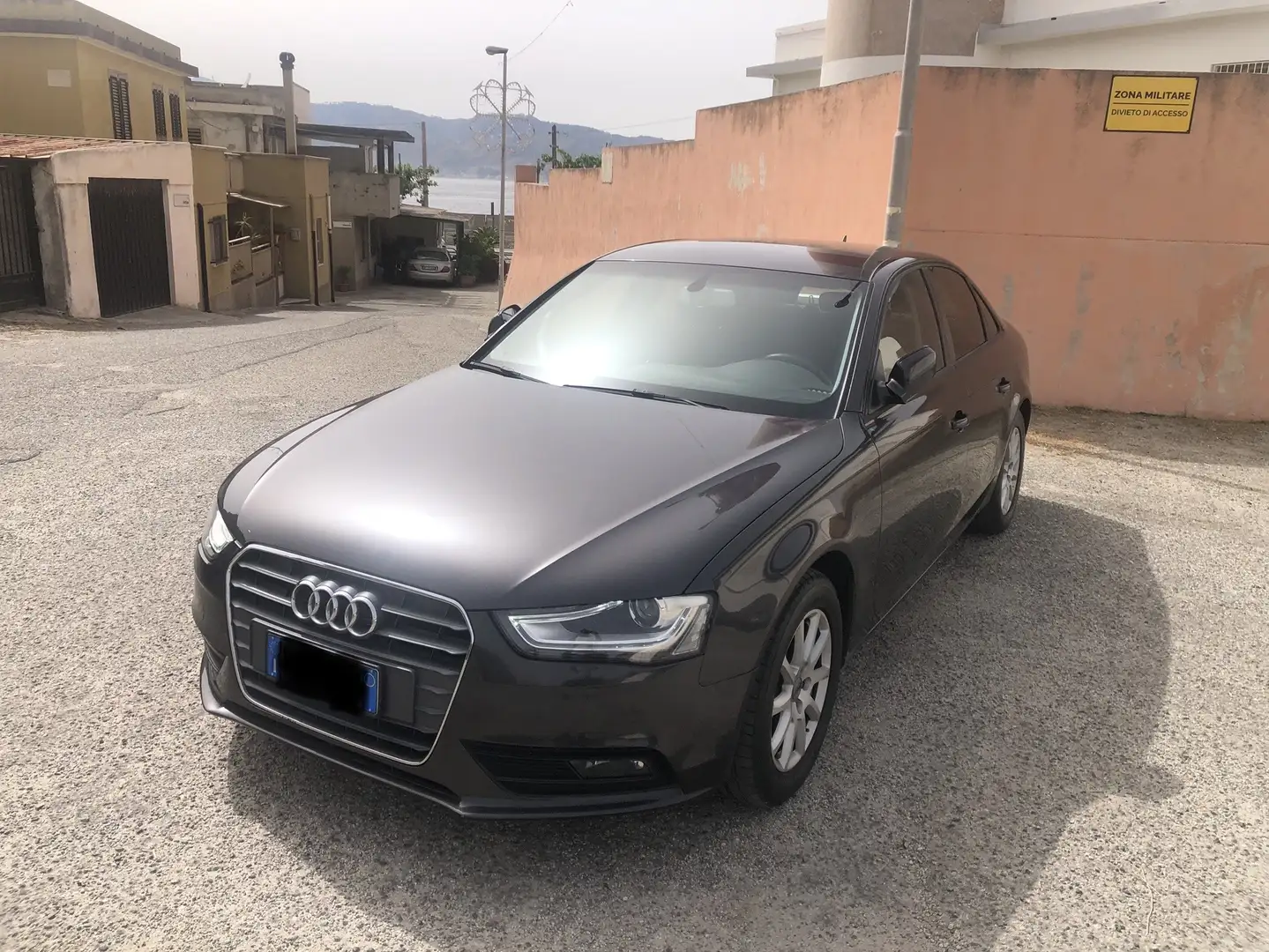 Audi A4 2.0 tdi Business 143cv multitronic - 1