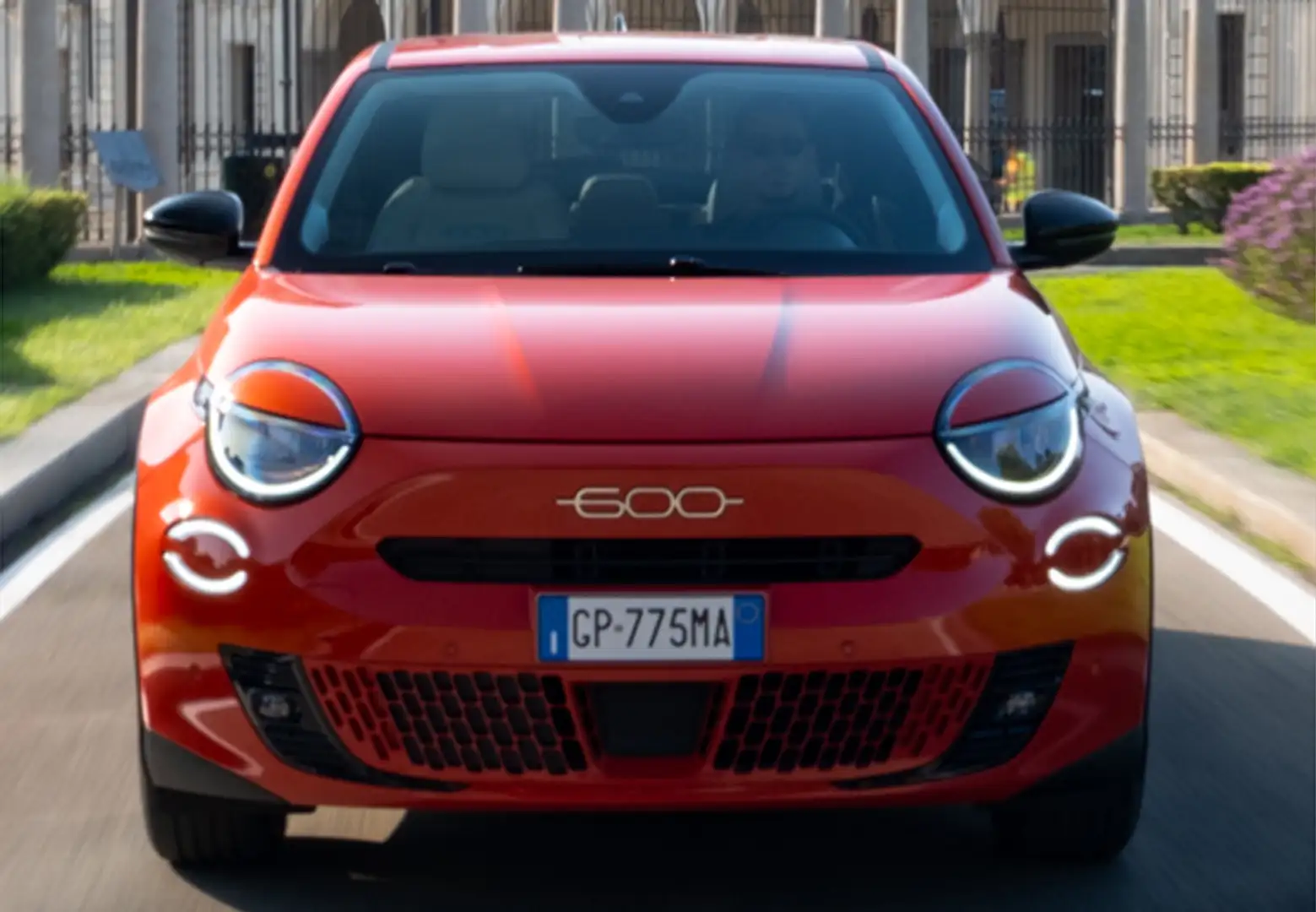 Fiat 600 1.2 MHEV La prima DDCT 106kW - 1