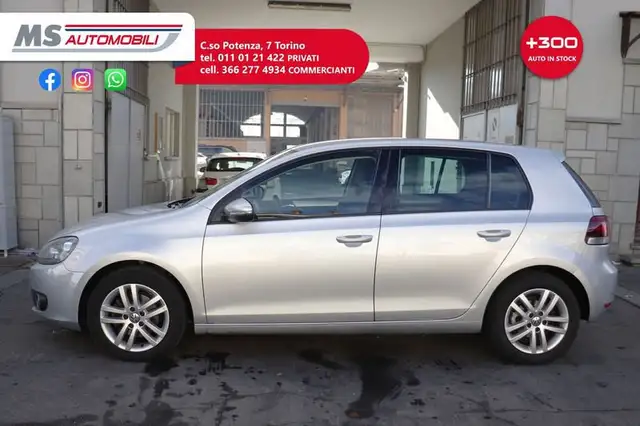 Volkswagen Golf view 4