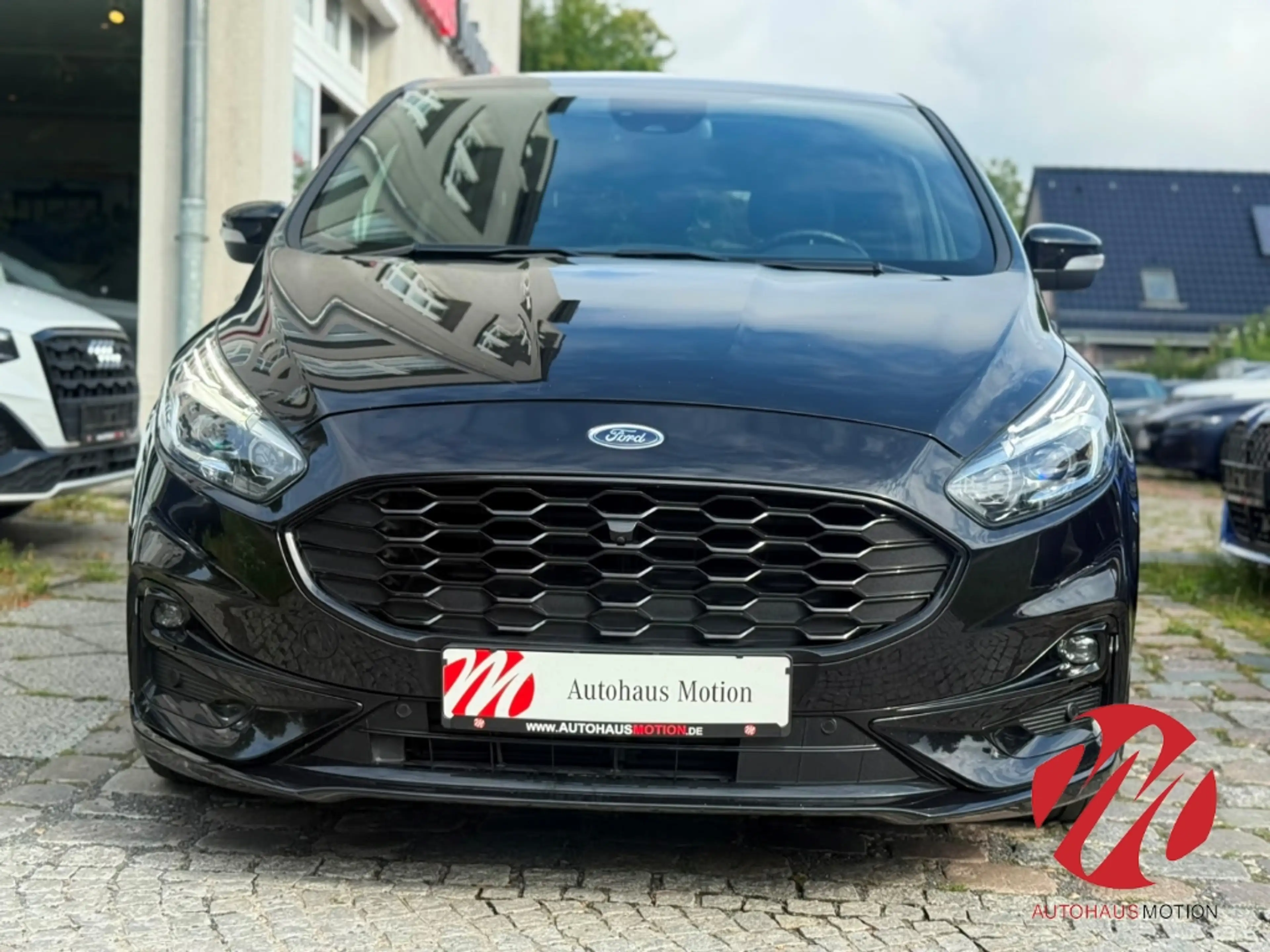 Ford S-Max ST-Line AWD Pano Tempomat Totwinkel-Spurhalteassis — photo 2