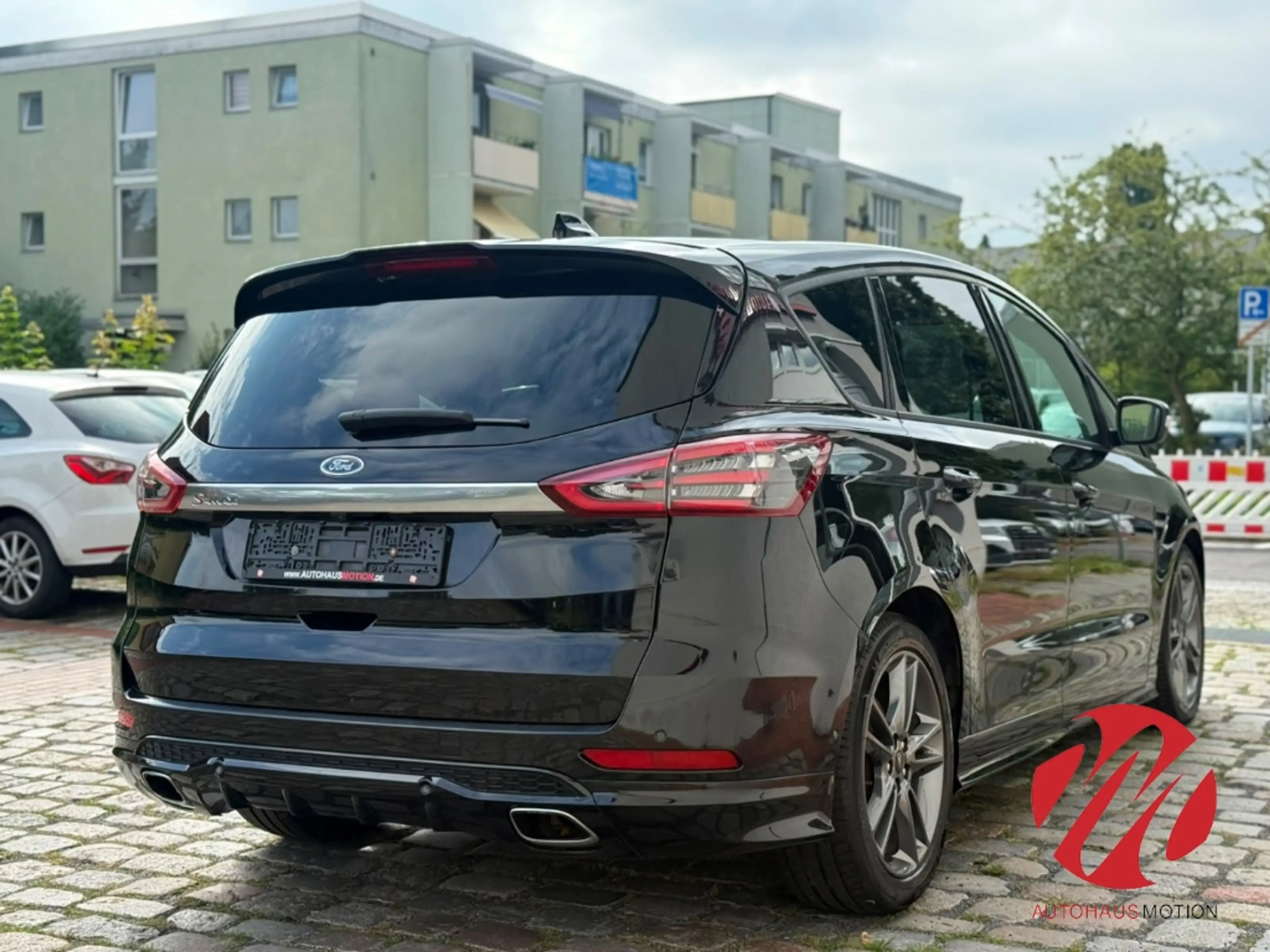 Ford S-Max ST-Line AWD Pano Tempomat Totwinkel-Spurhalteassis — photo 6