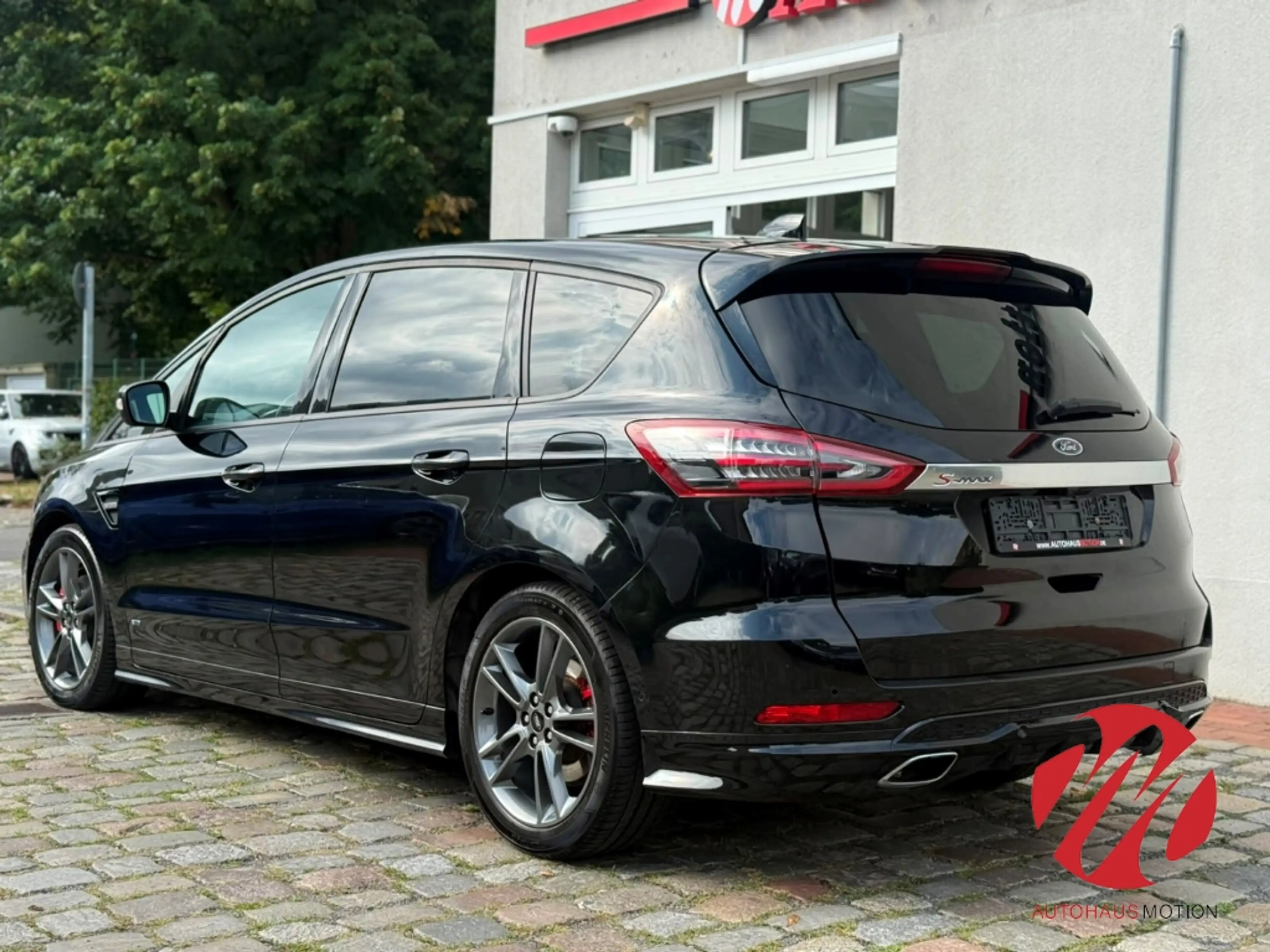 Ford S-Max ST-Line AWD Pano Tempomat Totwinkel-Spurhalteassis — photo 4