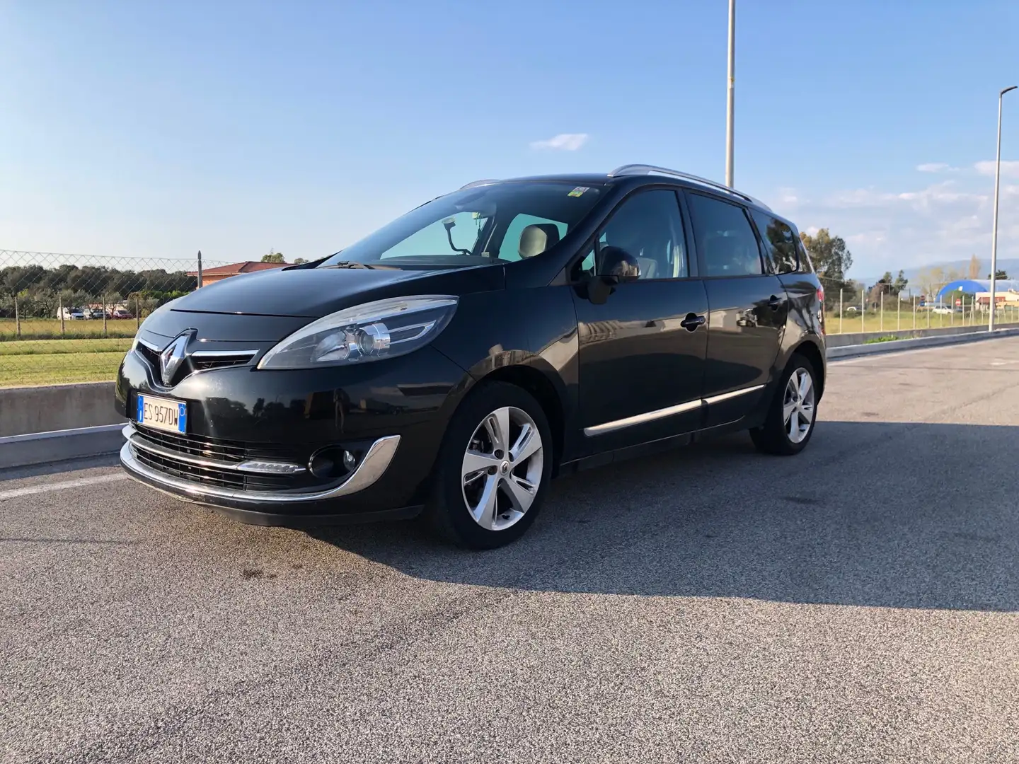 Renault Scenic 1.5 dCi start&stop energy 7 Posti 110CV Nero - 1