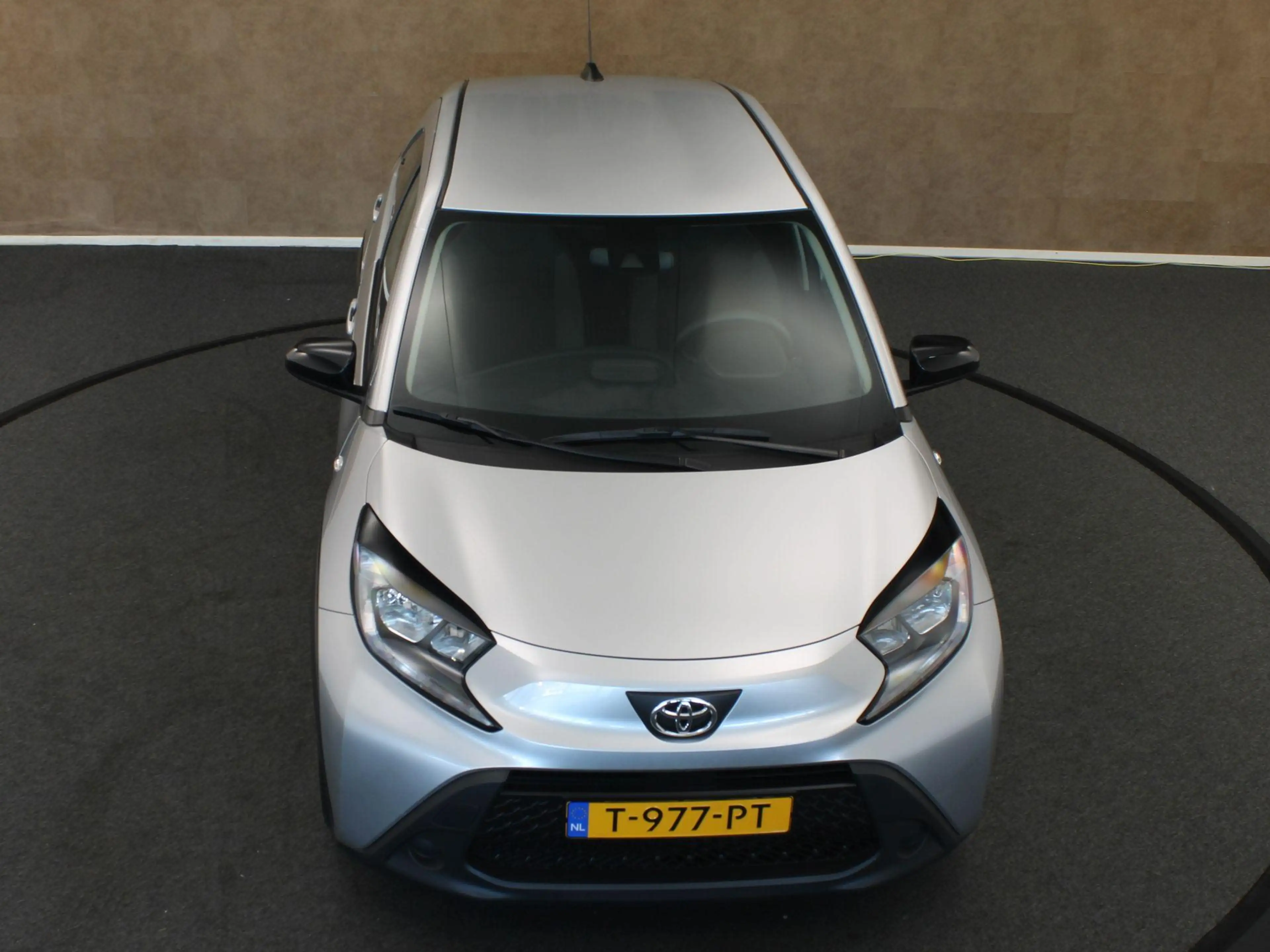 Toyota Aygo X 1.0 VVT-i MT Play - ORIGINEEL NEDERLANDSE AUTO - A — photo 9