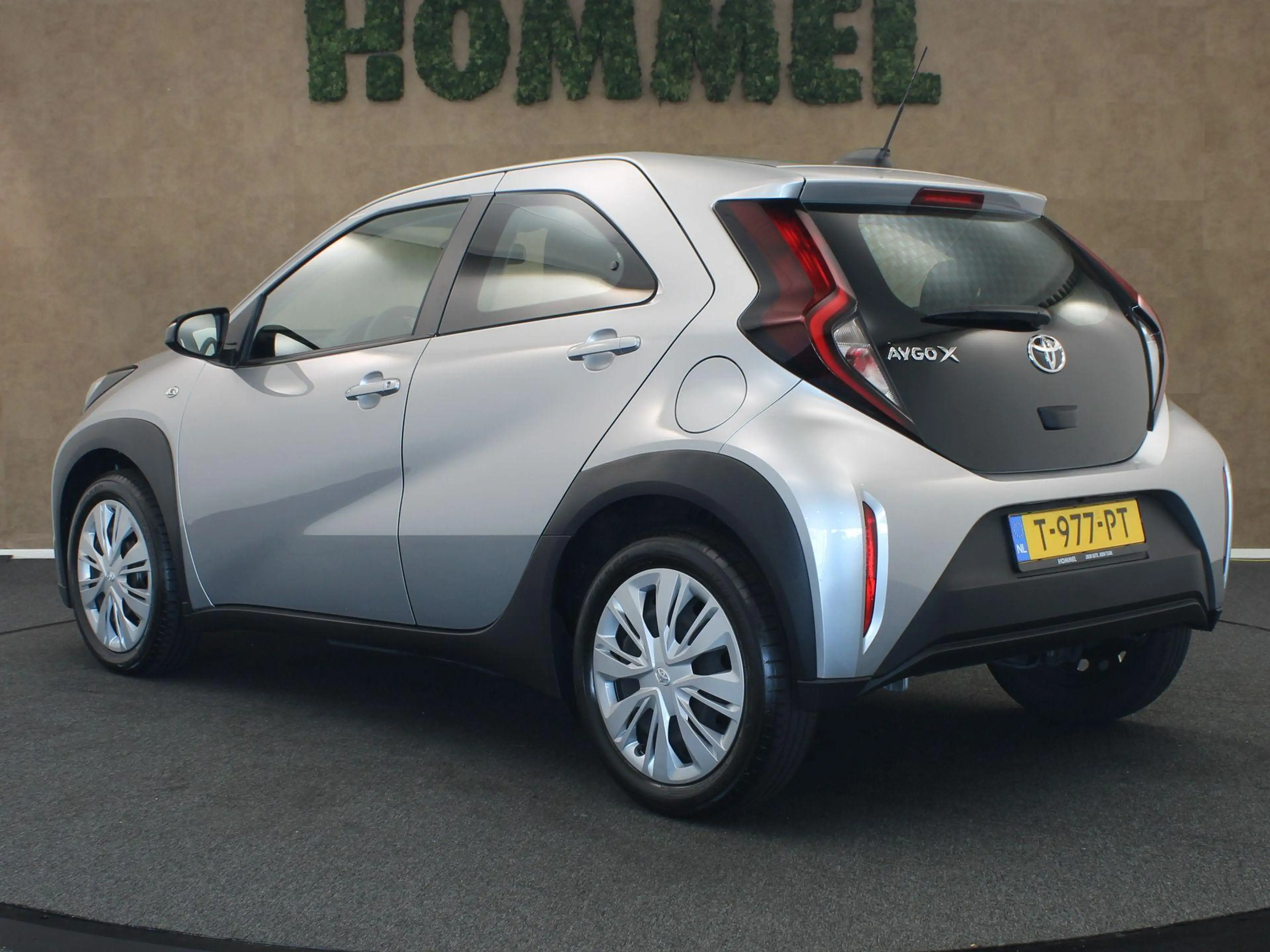 Toyota Aygo X 1.0 VVT-i MT Play - ORIGINEEL NEDERLANDSE AUTO - A — photo 8