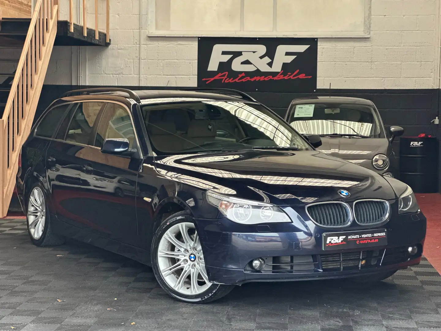 BMW 525 Touring 525 dA Business Line Blauw - 2
