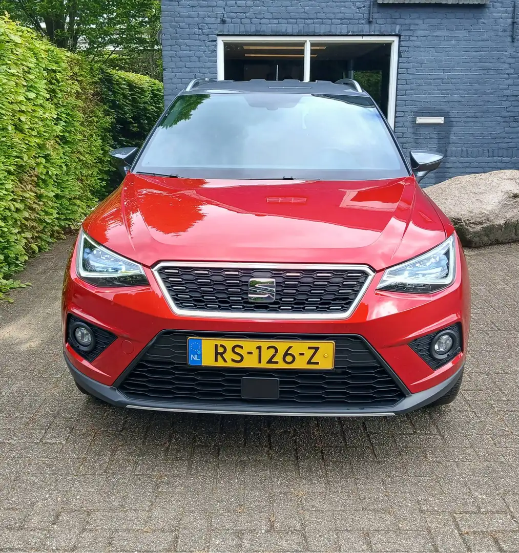 SEAT Arona 1.0 TSI Xcellence Launch Edition / 4 seizoenbanden Rood - 2