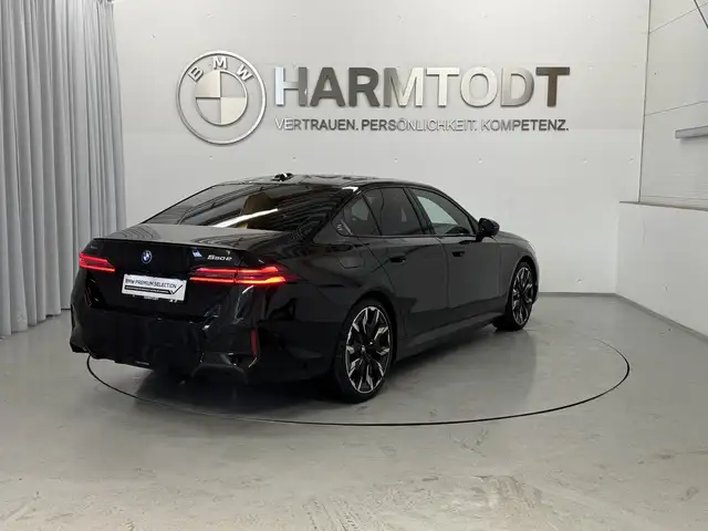 BMW 550 e xDrive *M-Sportpaket PRO* Ansicht 5