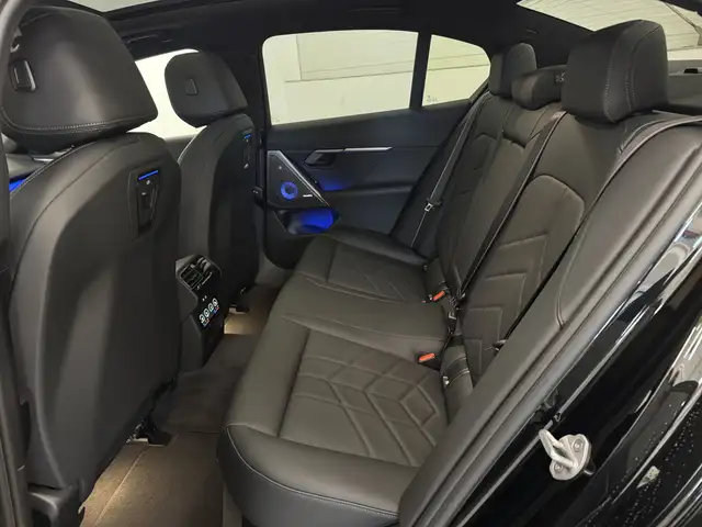 BMW 550 e xDrive *M-Sportpaket PRO* Ansicht 15