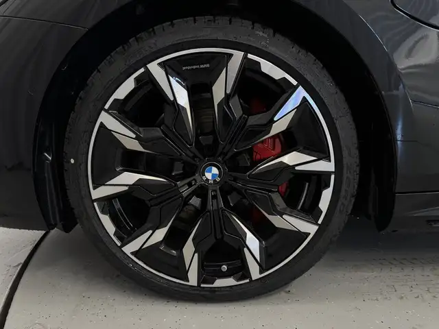 BMW 550 e xDrive *M-Sportpaket PRO* Ansicht 22