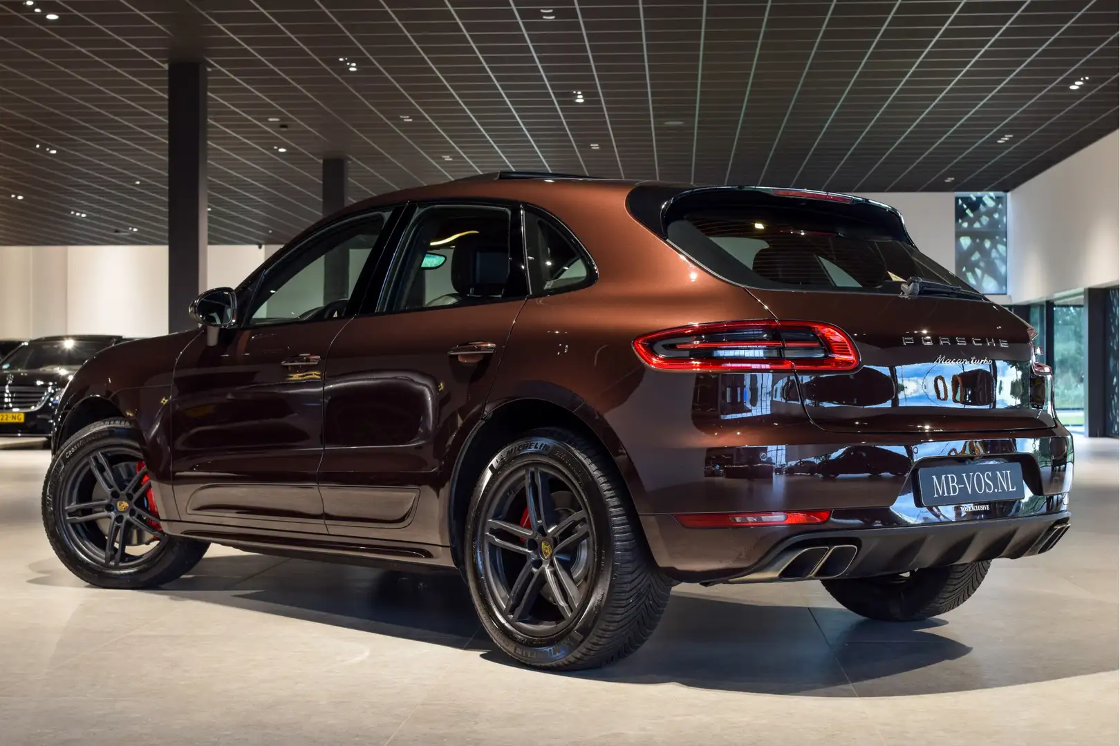Porsche Macan 3.6 Turbo 400pk Luchtvering|Panorama|18-voudige st Brun - 2