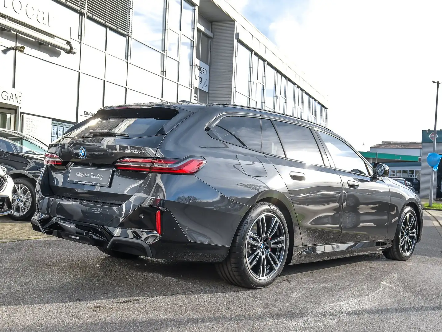 BMW 530 e M Sport Pro DAPlus Sitzlüftung H/K Kamera Gris - 2