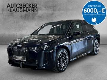 XDRIVE45 M Sportpaket - Anhängerkupplung - Iconic