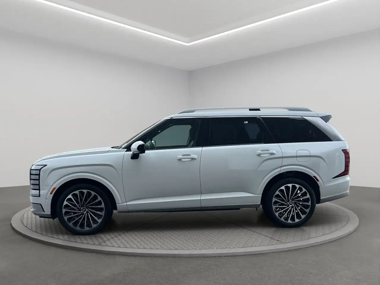 Hyundai PALISADE Hybrid снимка Hyundai PALISADE Hybrid