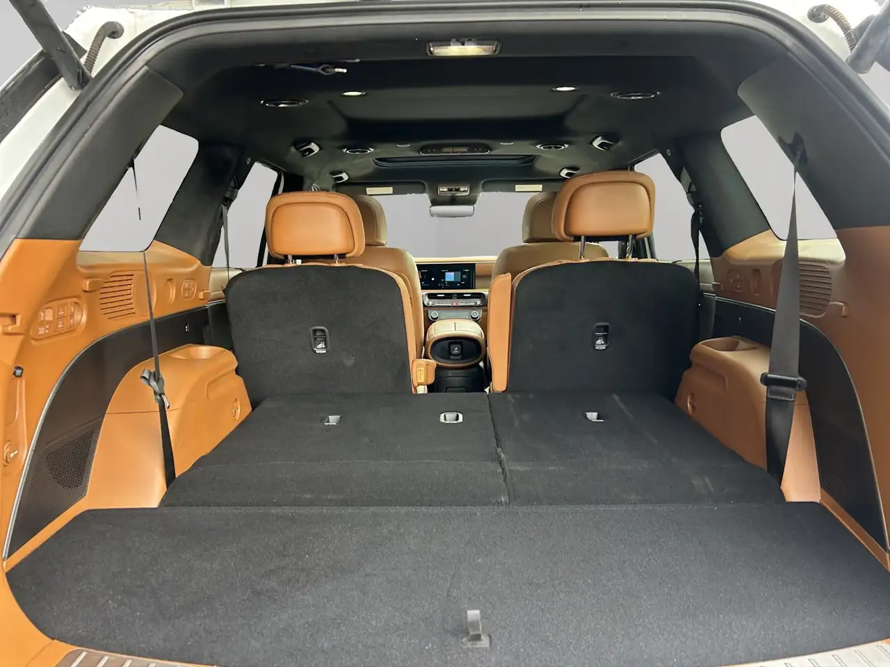 Hyundai PALISADE Hybrid снимка Hyundai PALISADE Hybrid