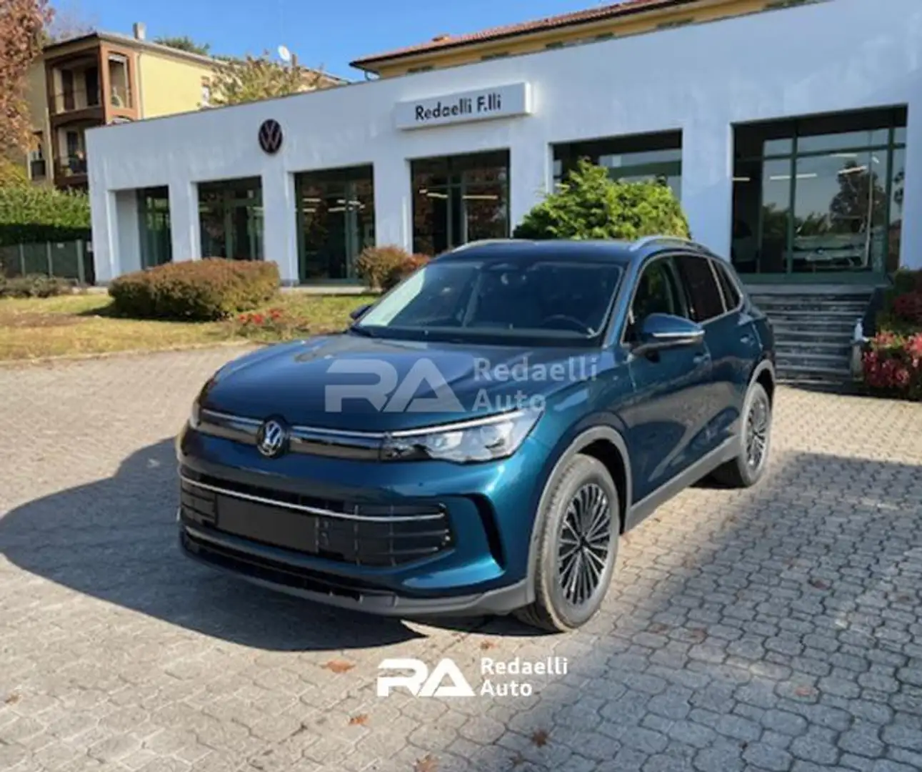 Volkswagen Tiguan Tiguan 1.5 eTSI 150 CV ACT DSG Edition Plus Blu/Azzurro - 1