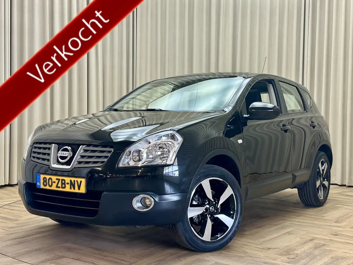 Nissan Qashqai 2.0 Tekna Pack *Panoramadak* Trekhaak / ECC Clima Чорний - 1