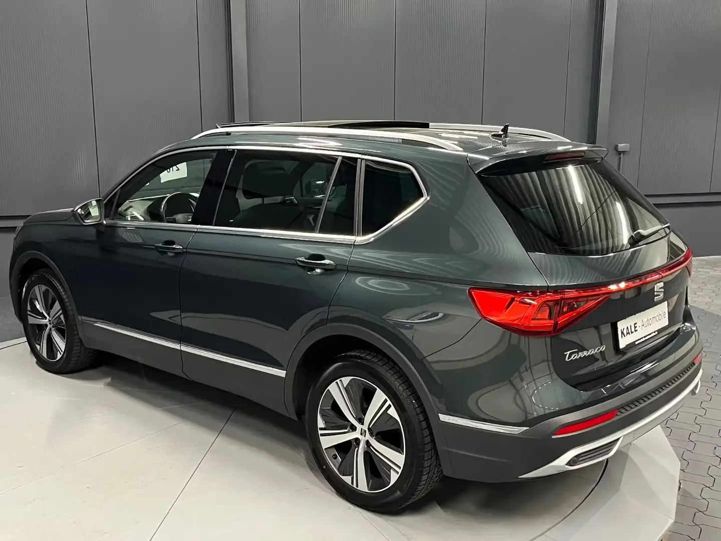 SEAT Tarraco Xperience*19Zoll*7-SITZE*XL-Paket*PANORAMA*AHK* Groen - 2