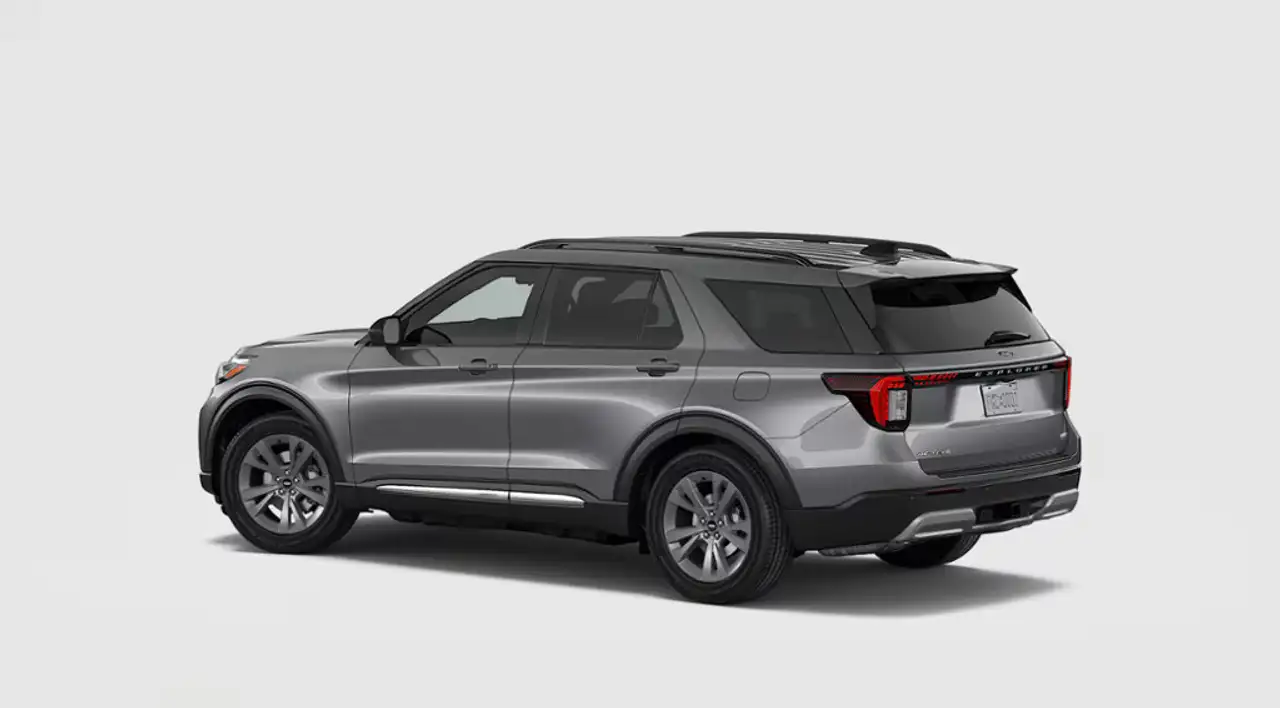 Ford Explorer снимка Ford Explorer
