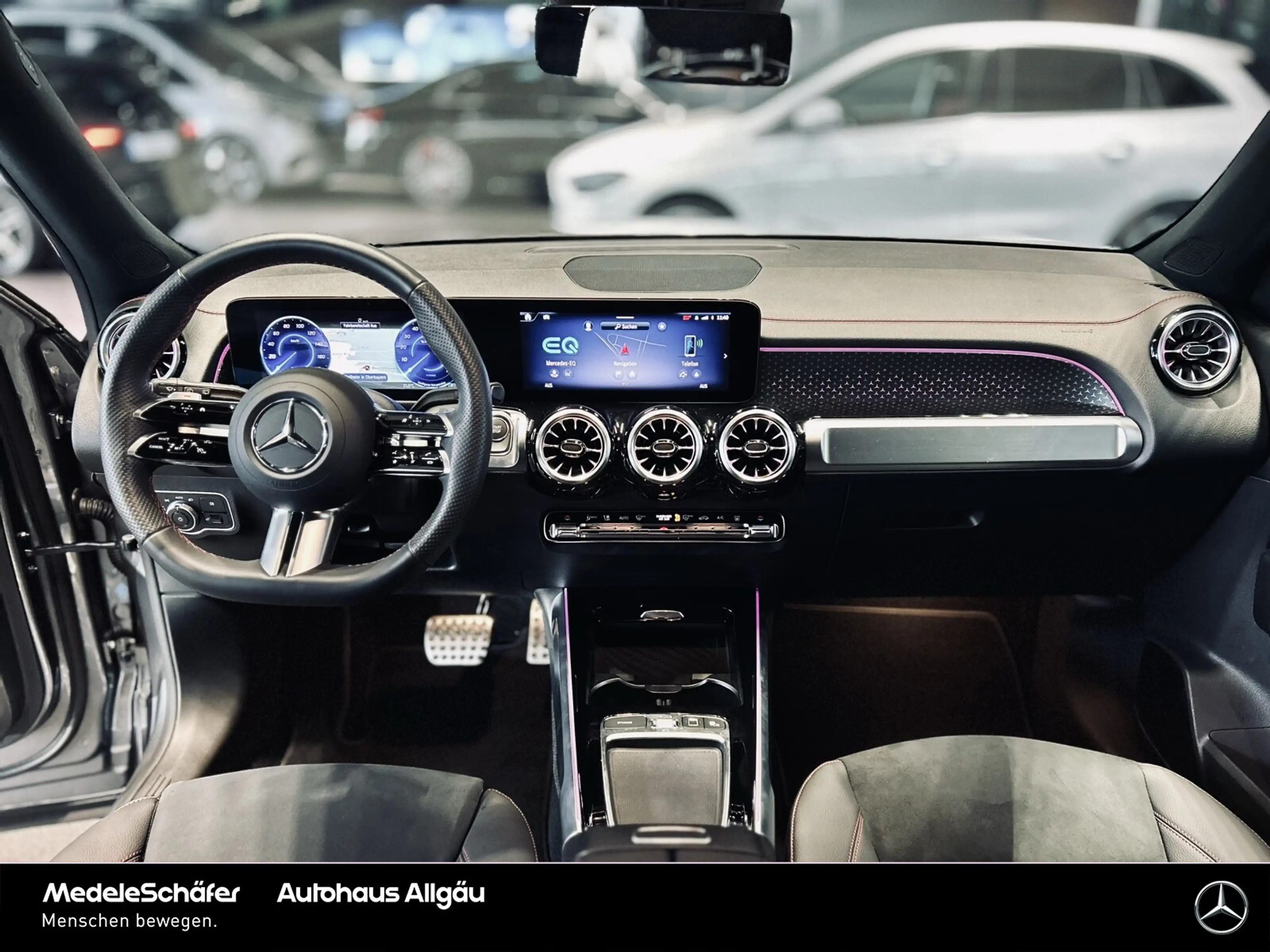 Mercedes-Benz EQB 300 EQB 300 4M AMG Night 18" Distronic AHK KeylessGO — photo 7