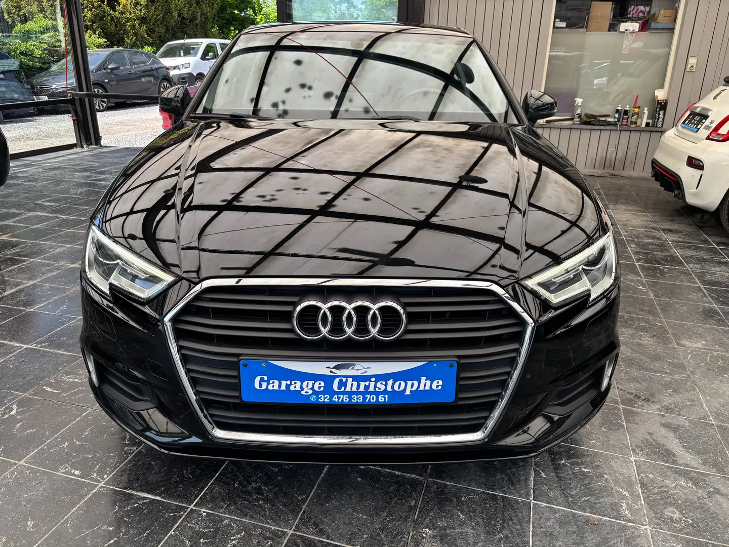 Audi A3 Sportback 1.0 TFSI Sport S tronic Zwart - 2
