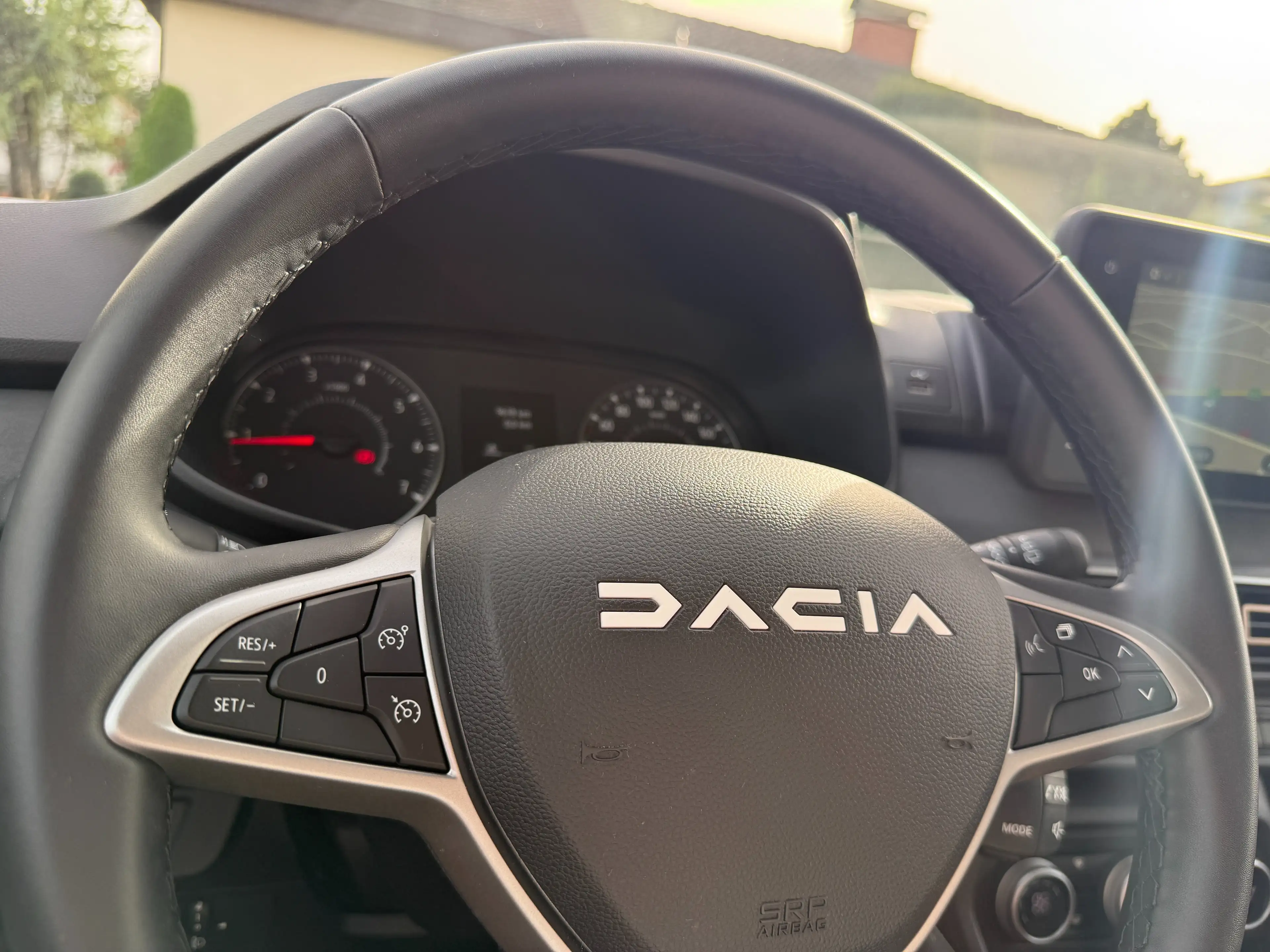 Dacia Jogger Jogger Extreme+ TCe 110  8-fach Alu TOP — photo 14