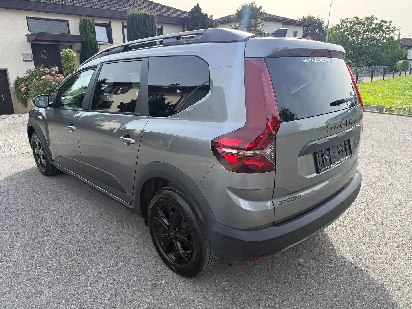 Dacia Jogger Jogger Extreme+ TCe 110  8-fach Alu TOP Grau - 2
