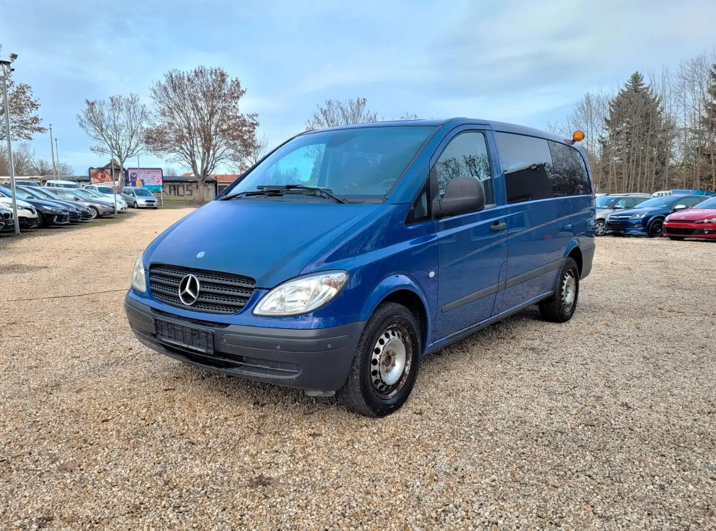 Mercedes-Benz Vito Kombi 111 CDI lang*Klima*9-Sitze*PDC*WR*EU4 Blau - 1
