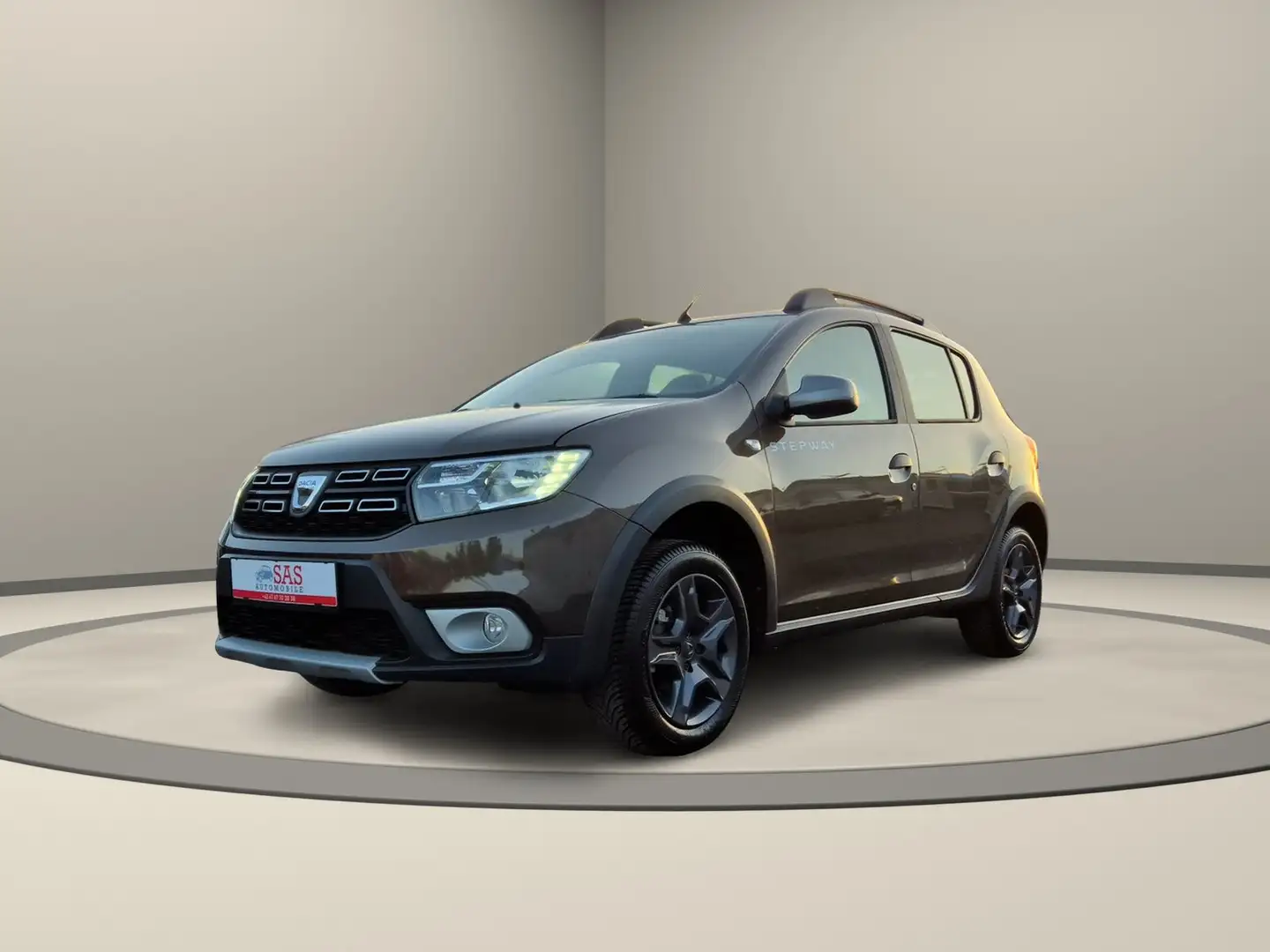 Dacia Sandero Stepway Braun - 1