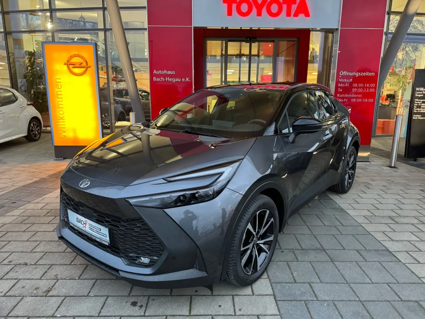 Toyota C-HR Plug In Team Deutschland*15 JAHRE GARANTIE* Grau - 1
