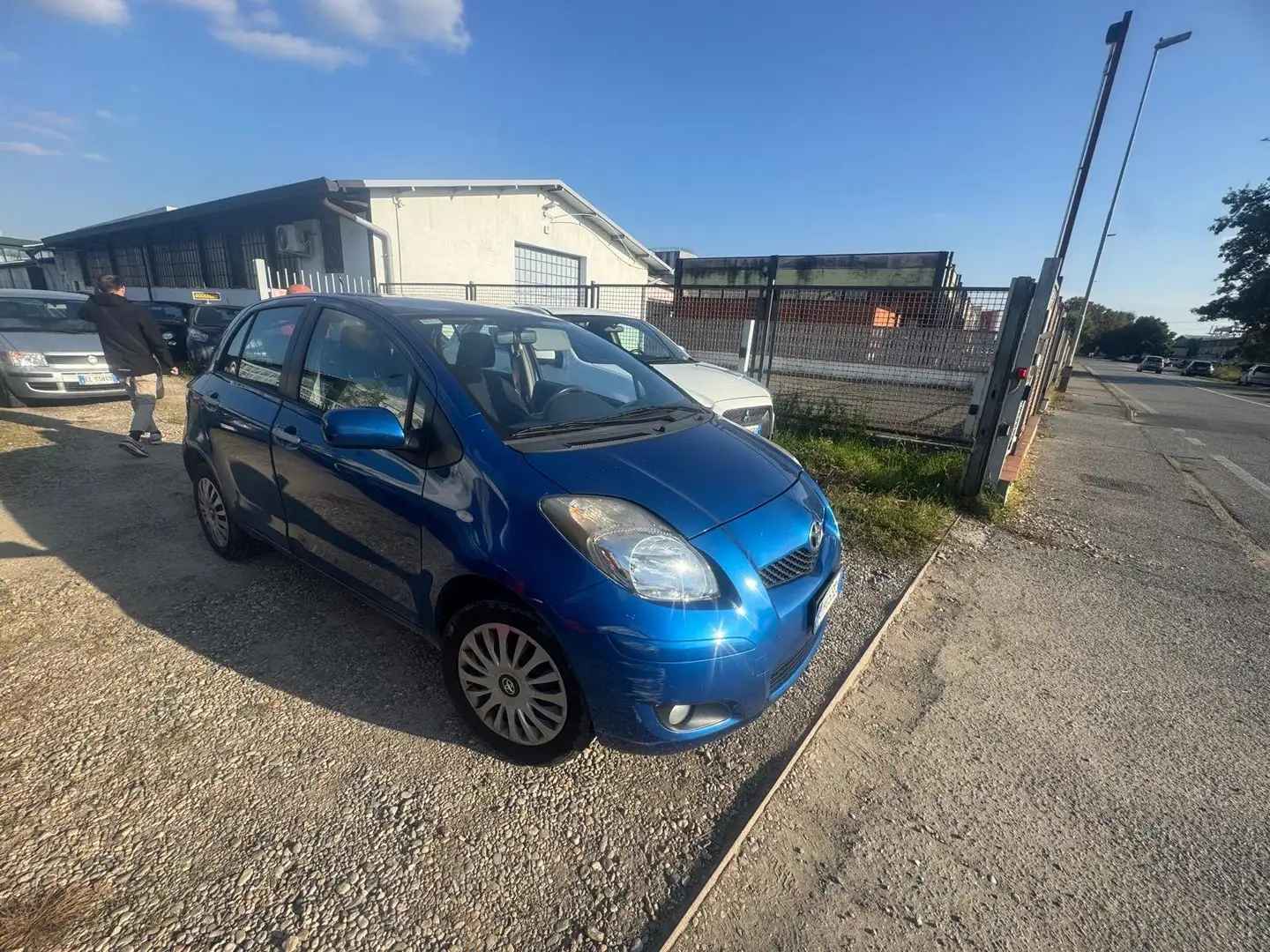Toyota Yaris Yaris II 2005 5p 1.0 Sol c/vsc+trc Blau - 2