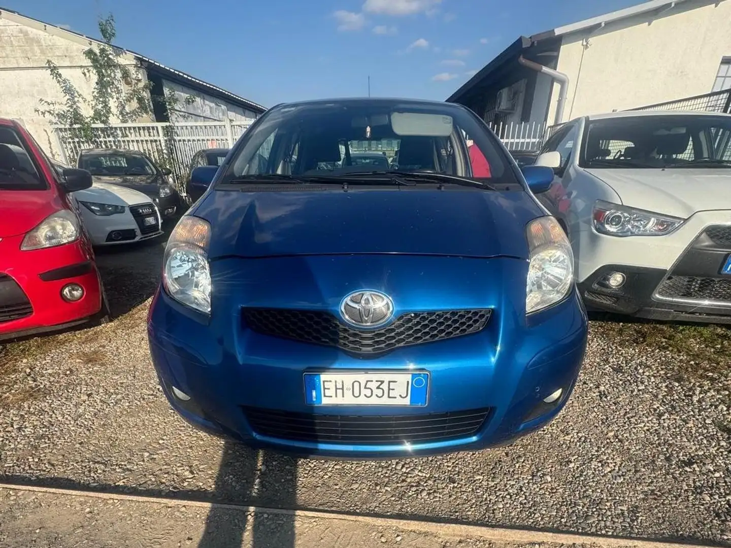 Toyota Yaris Yaris II 2005 5p 1.0 Sol c/vsc+trc Blau - 1